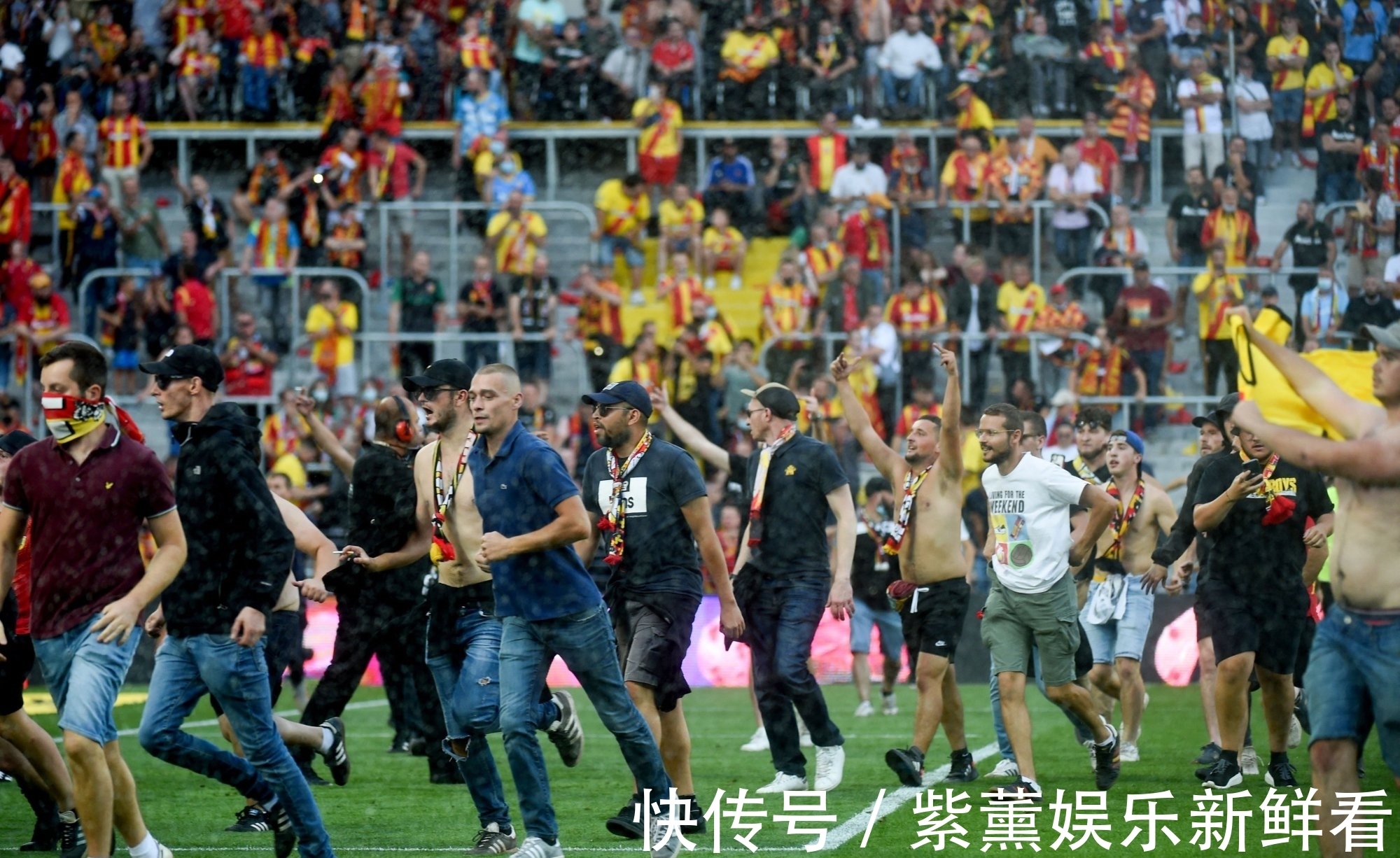 观众沸